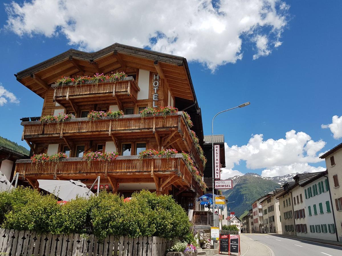 ホテル グリムセル Obergesteln エクステリア 写真