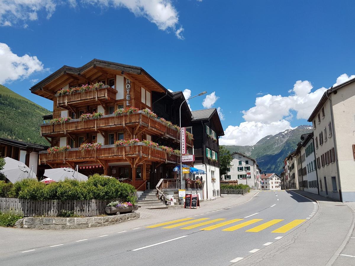 ホテル グリムセル Obergesteln エクステリア 写真